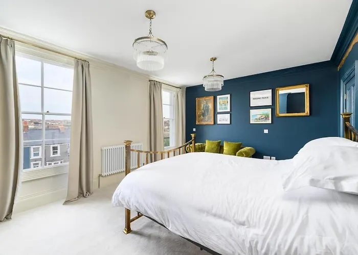 5 Bed In Oc-p32539 *