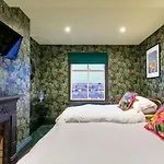 5 Bed In Oc-p32539 *