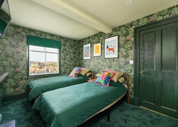 5 Bed In Oc-p32539 Feriehus