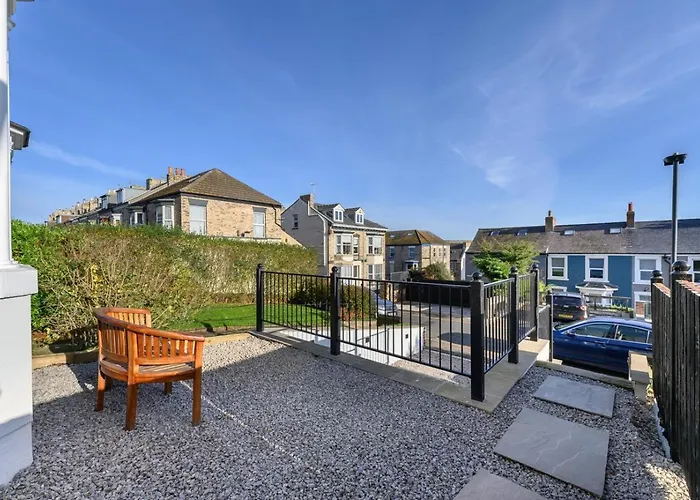 5 Bed In Oc-p32539 * Whitby