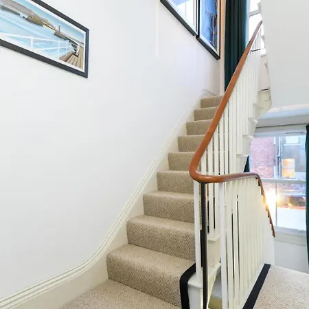5 Bed In Oc-p32539 *